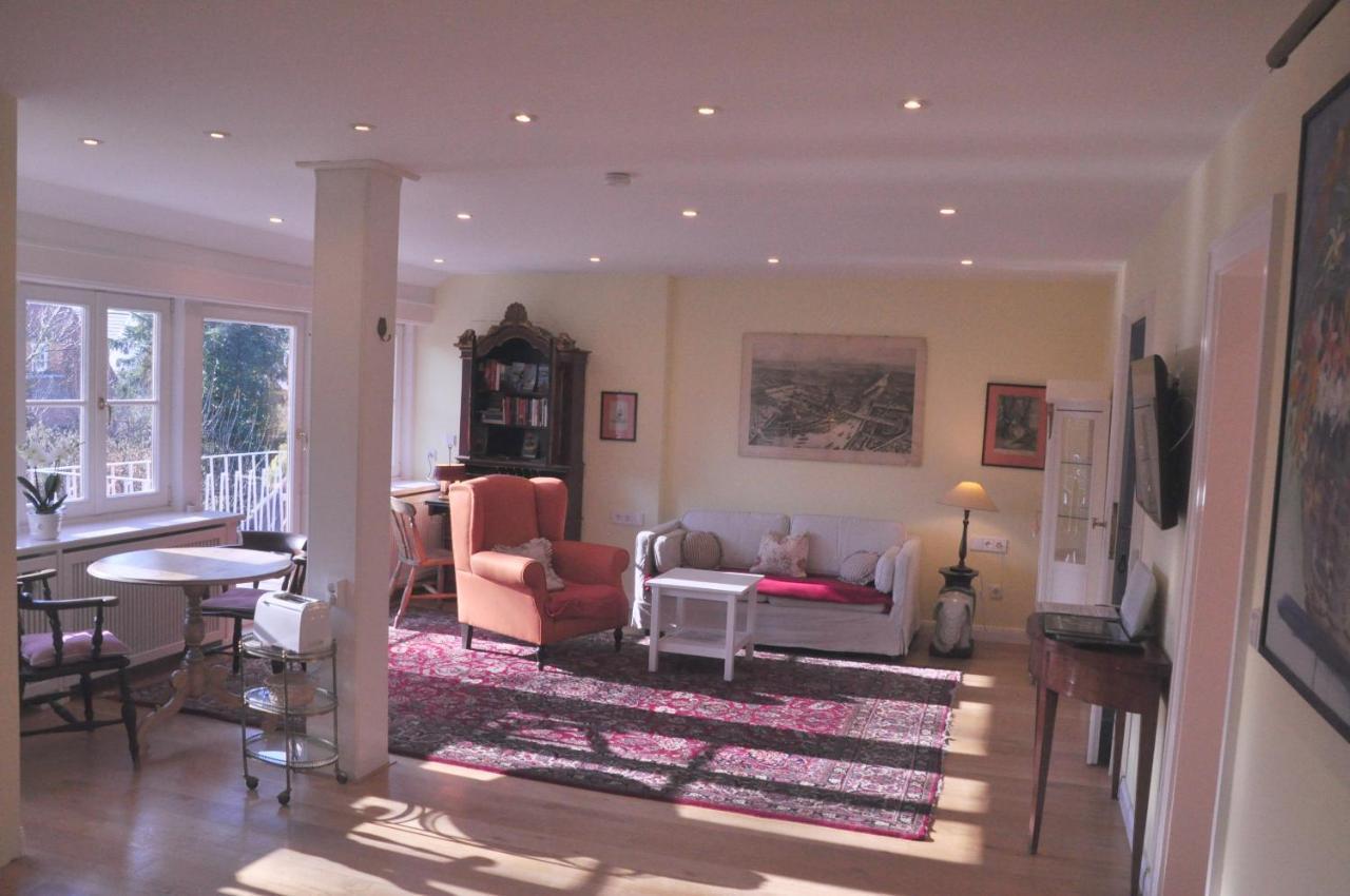 Apartment Am Buergerpark Бремерхавен Екстериор снимка